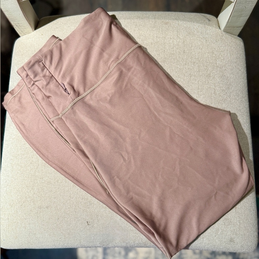 All in Motion High Rise 7/8 Leggings - Gold Taupe Brown Shimmery Compression Top